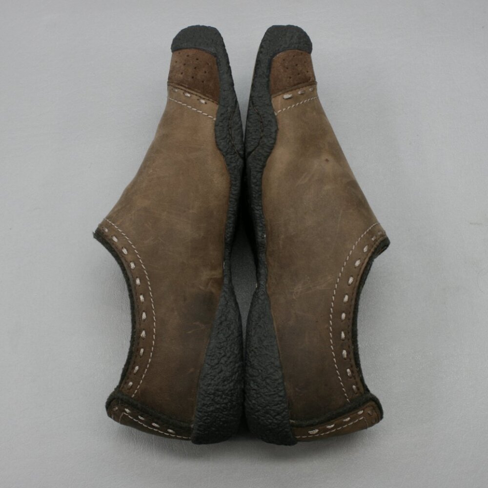 Keen Brown Flats with Durable Rubber Sole and Slip-On Design - Picture 12 of 12